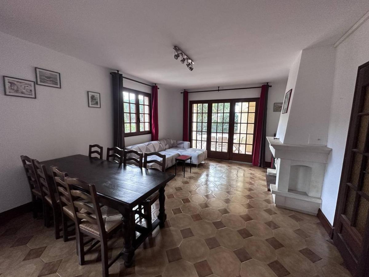 Location Familiale Aux Issambres : T4 Avec Piscine Partagee, Clim, A 350m De La - Fr-1-768-38 Apartment